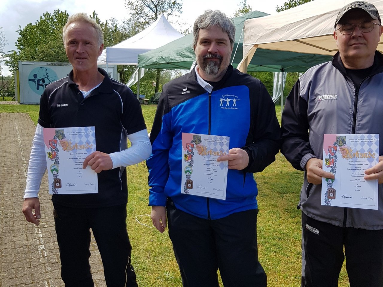 Gaumeisterschaft in trockenen Tuechern