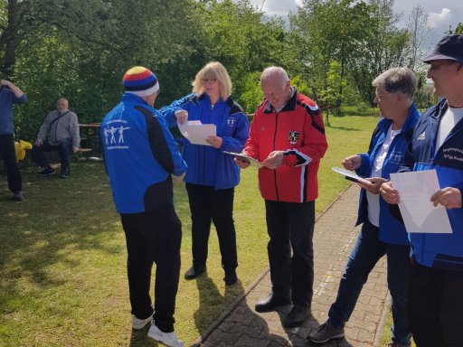 Gaumeisterschaft in trockenen Tuechern