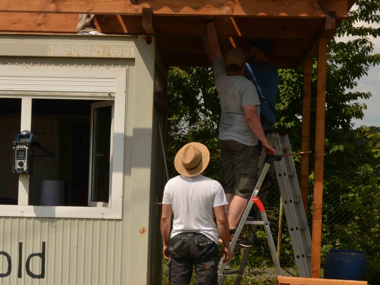 Bau des Containerdaches 2020