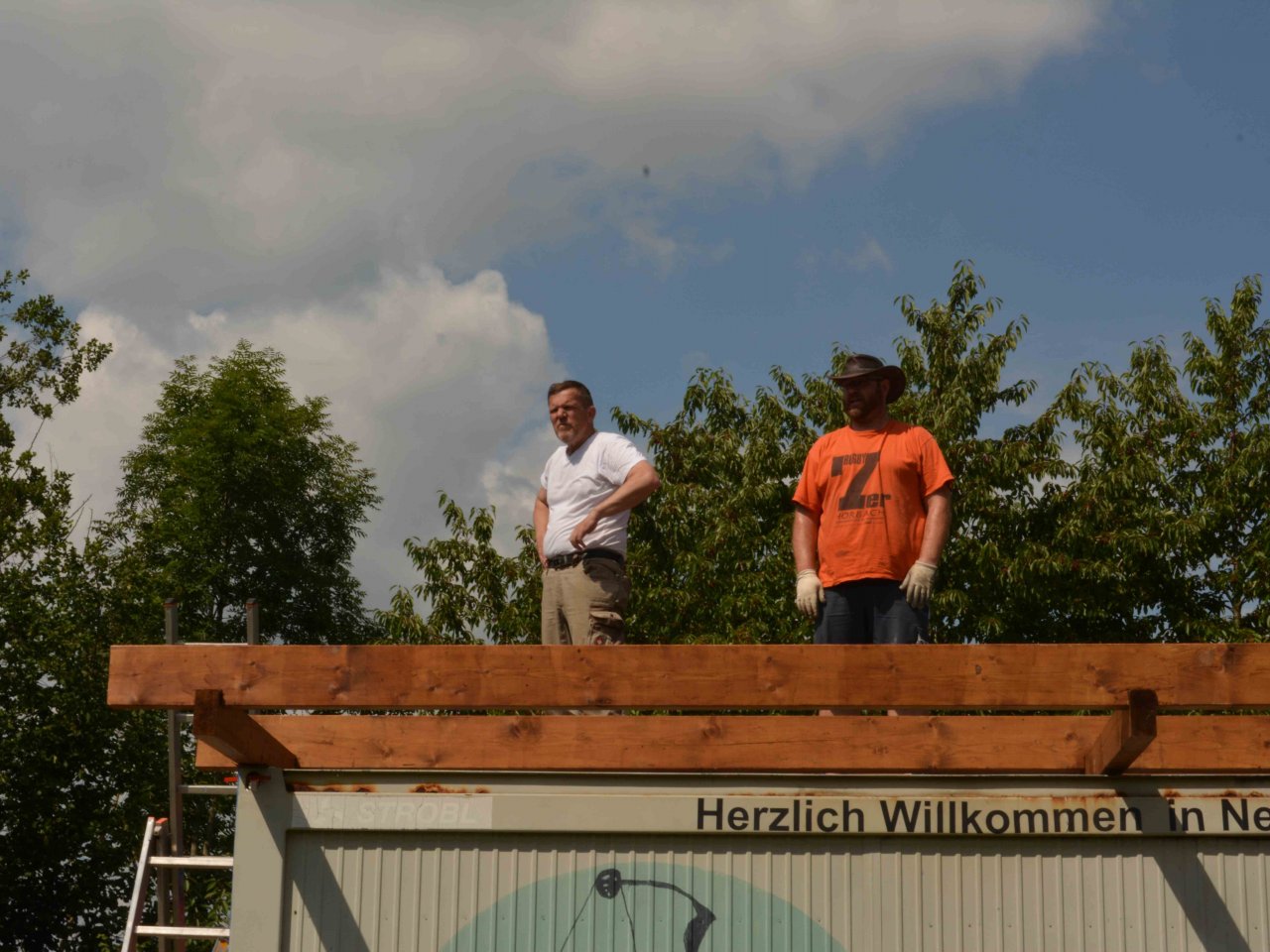 Bau des Containerdaches 2020