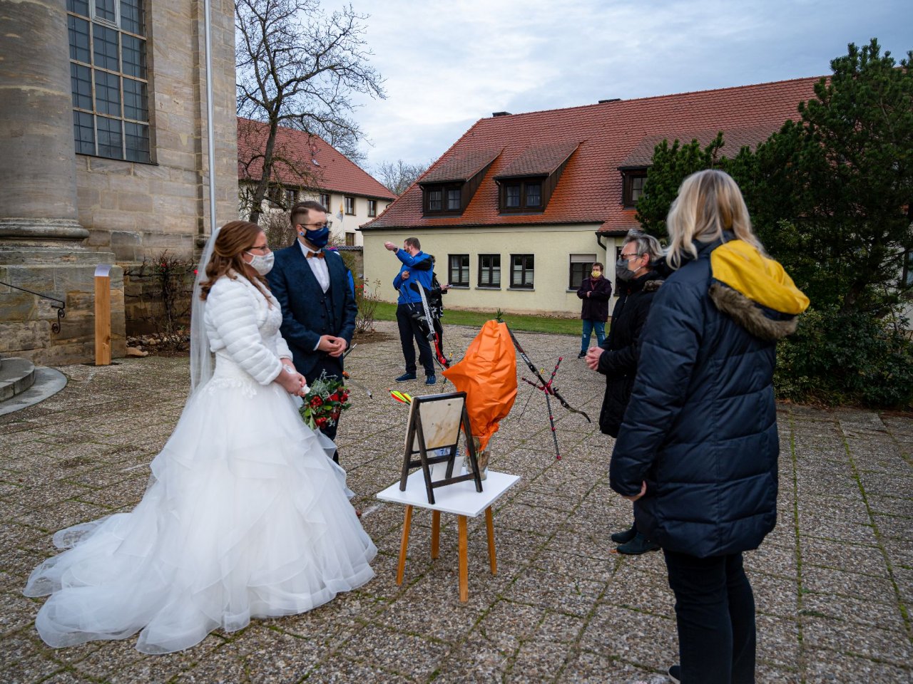 Spalier zur Hochzeit Stephi und Marius