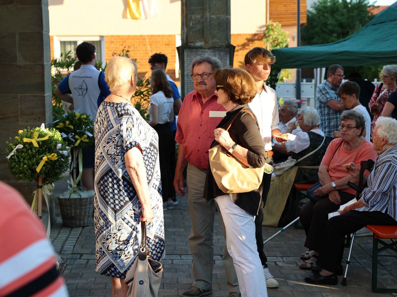 Stefan Lunz zum Priester geweiht